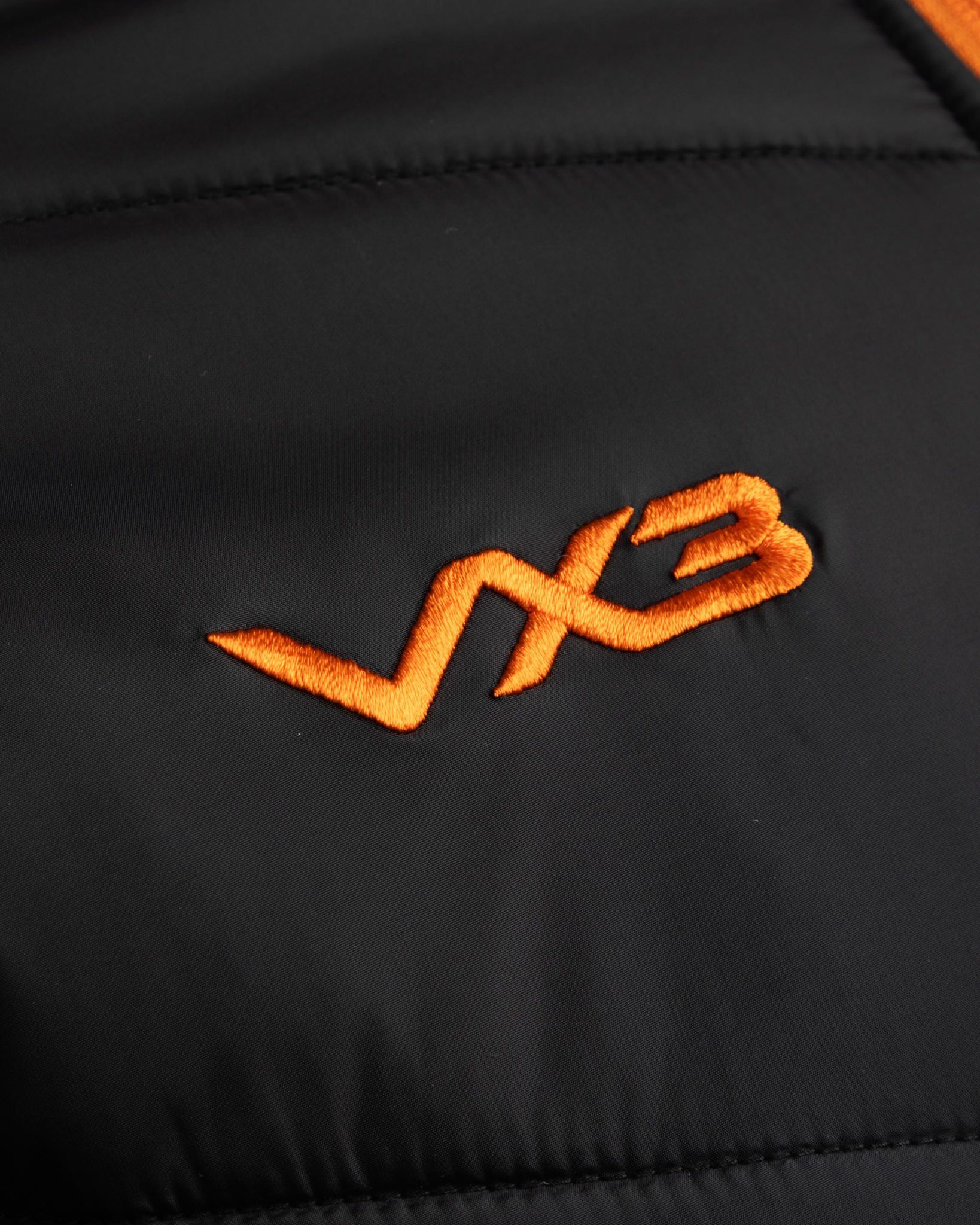 Dragons RFC 25/26 Tempest Hybrid Jacket 	Black/Bright Orange